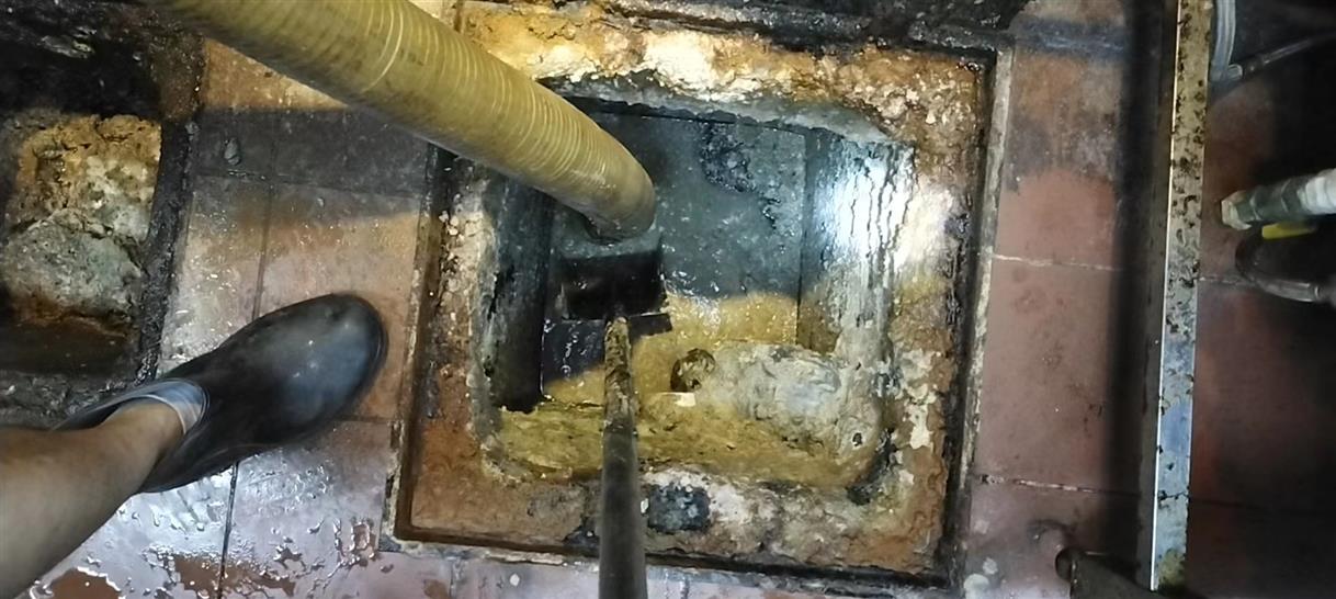 奎屯污水池清理一般都有毒气，怎么预防中毒呢？